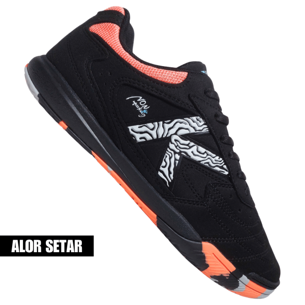 Kelme Indoor Copa Lite Black/Orange – 8.5UK